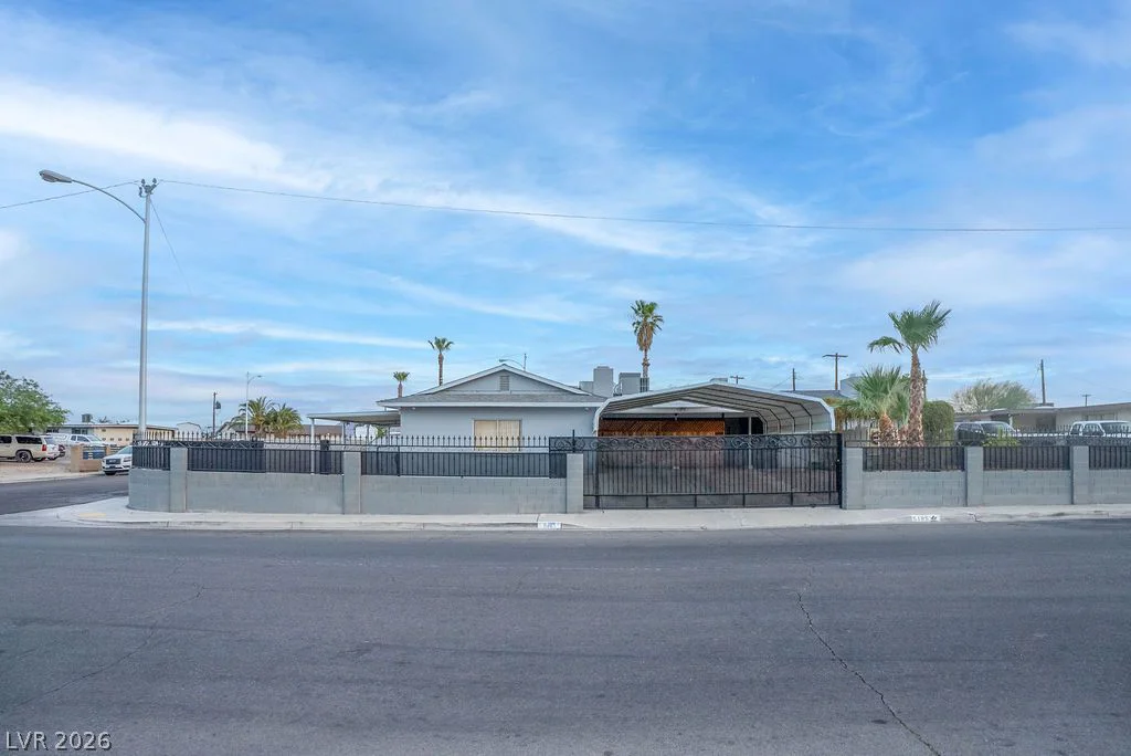 5185 Sun Valley, Las Vegas, NV 89122