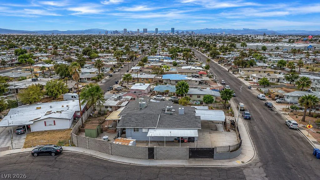 5185 Sun Valley, Las Vegas, NV 89122
