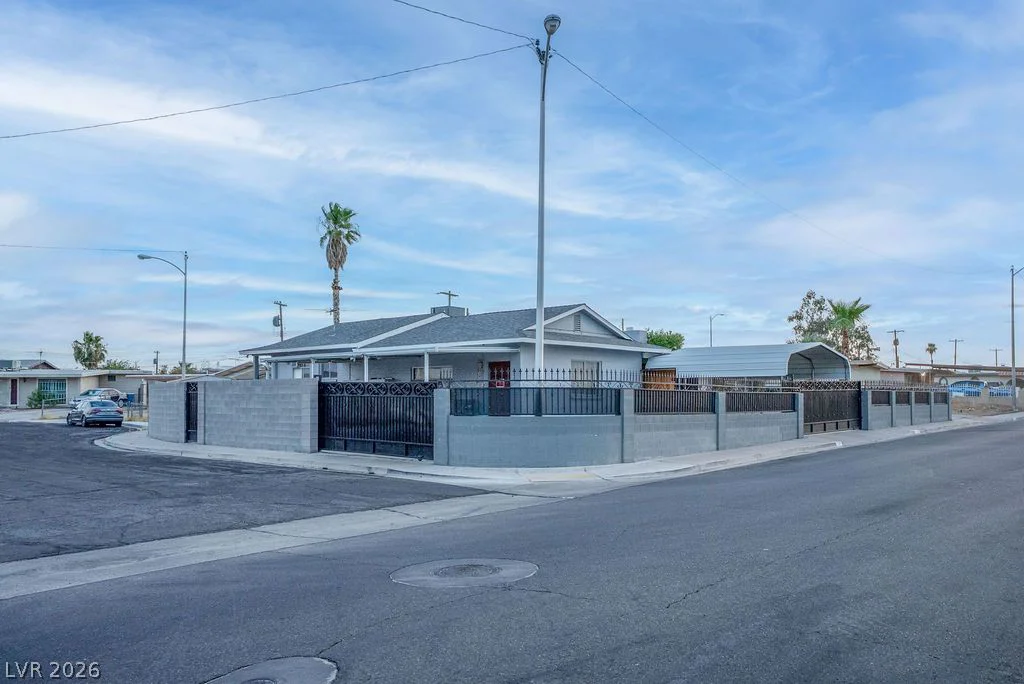 5185 Sun Valley, Las Vegas, NV 89122