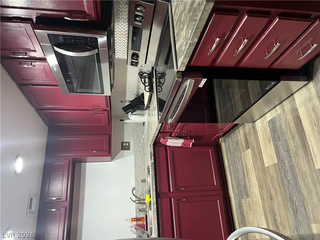 2441 Old Forge, Las Vegas, NV 89121