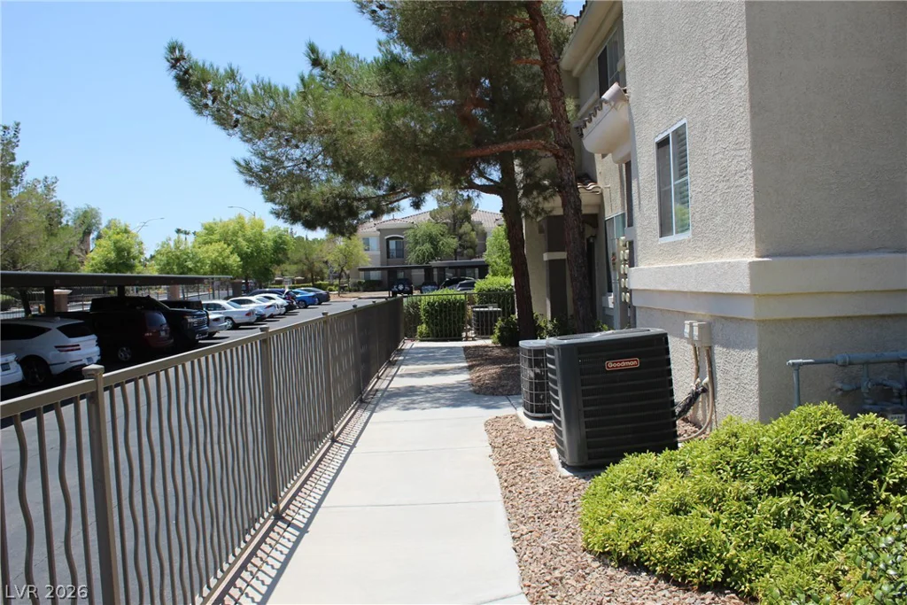 9050 Warm Springs, Las Vegas, NV 89148