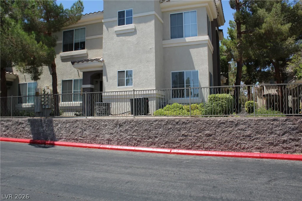 9050 Warm Springs, Las Vegas, NV 89148