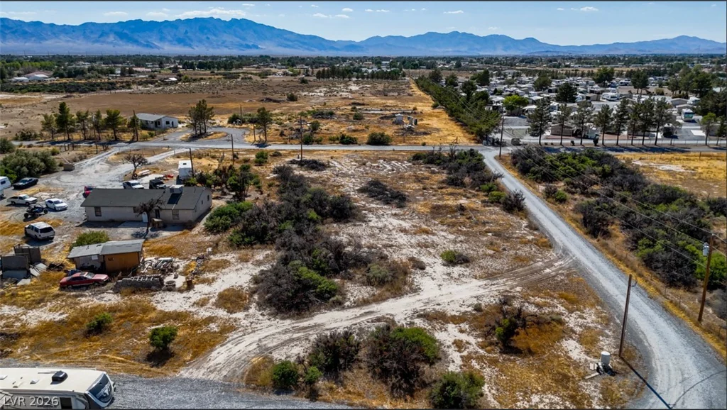 5241 Oakridge, Pahrump, NV 89048