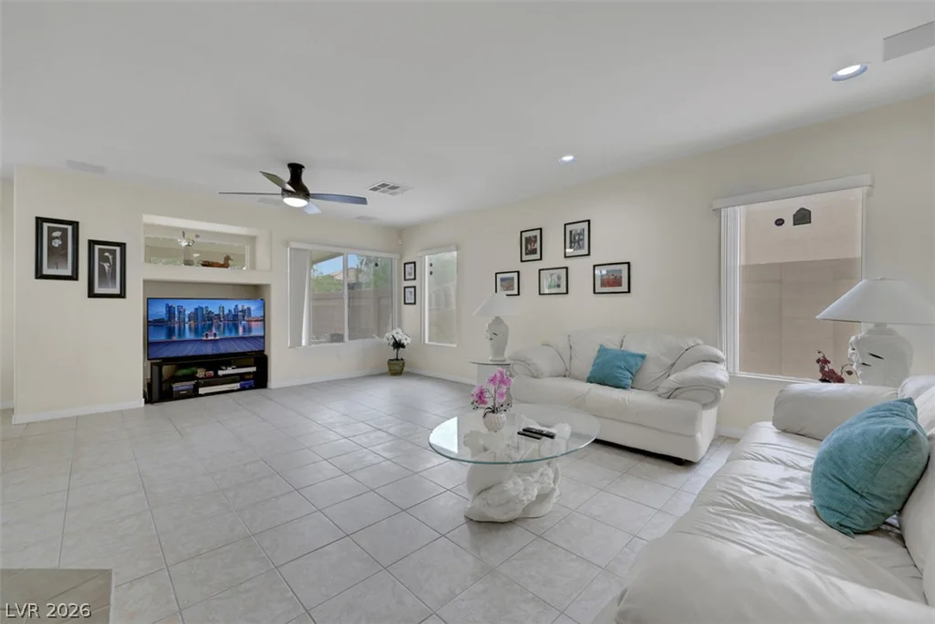 7986 Coronado Coast, Las Vegas, NV 89139