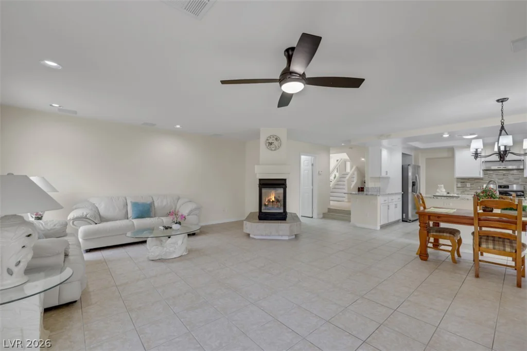 7986 Coronado Coast, Las Vegas, NV 89139