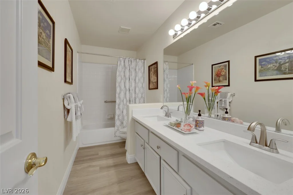 7986 Coronado Coast, Las Vegas, NV 89139