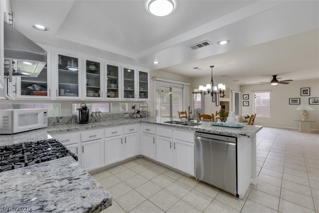7986 Coronado Coast, Las Vegas, NV 89139