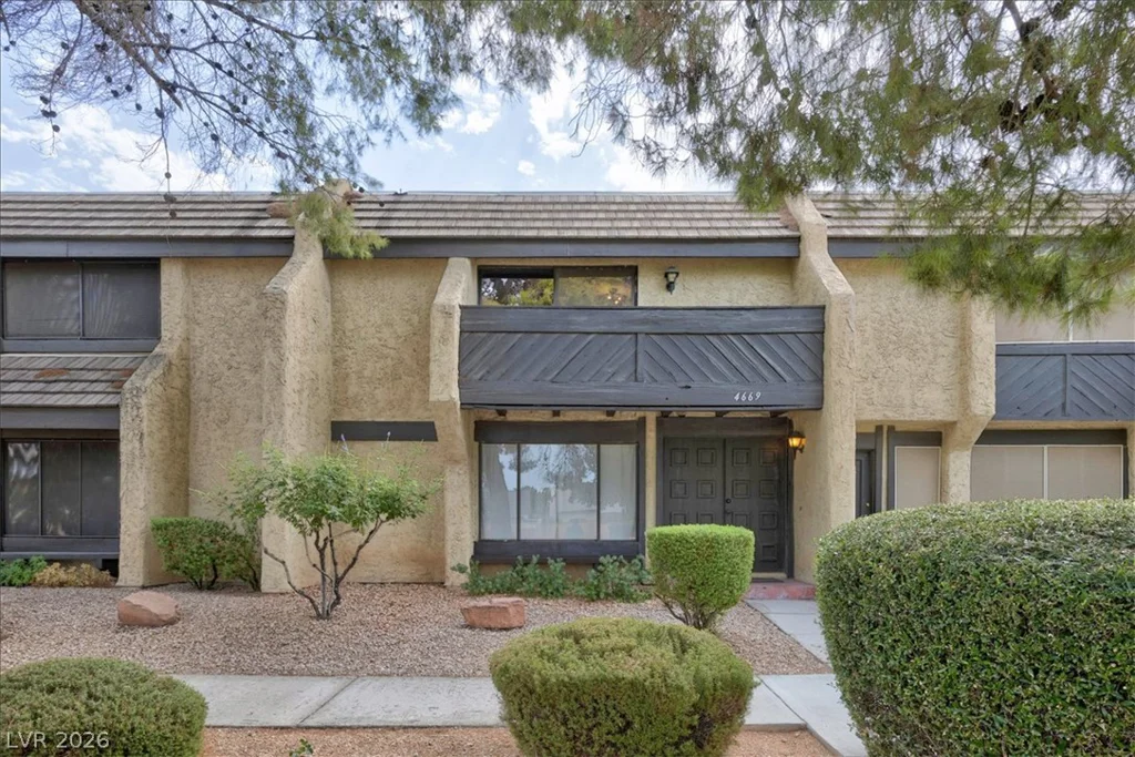 4669 Kelly Barry, Las Vegas, NV 89121