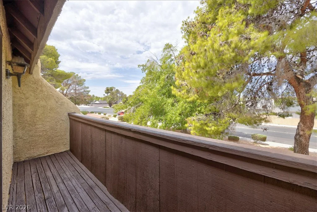 4669 Kelly Barry, Las Vegas, NV 89121