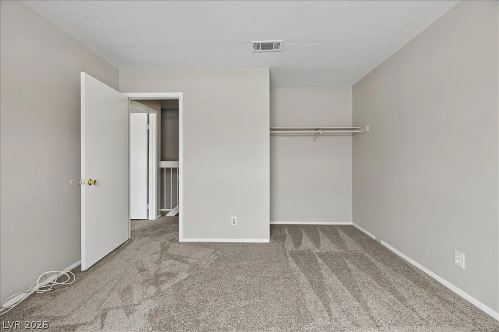 4669 Kelly Barry, Las Vegas, NV 89121