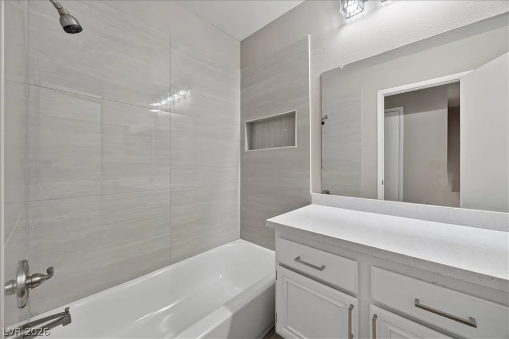 4669 Kelly Barry, Las Vegas, NV 89121