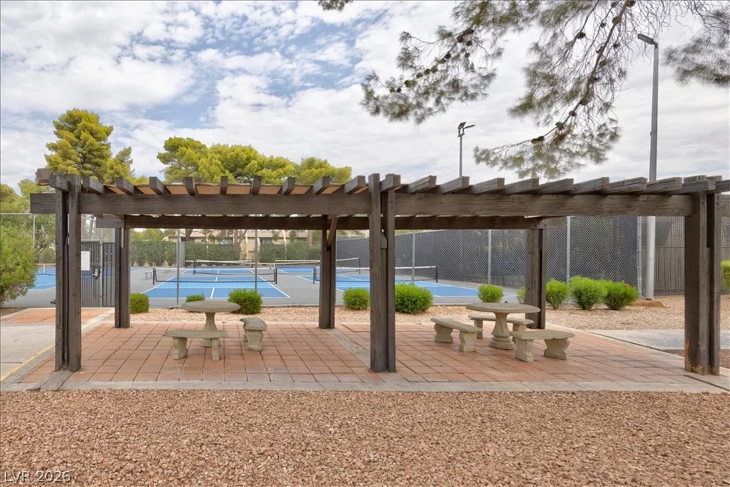 4669 Kelly Barry, Las Vegas, NV 89121