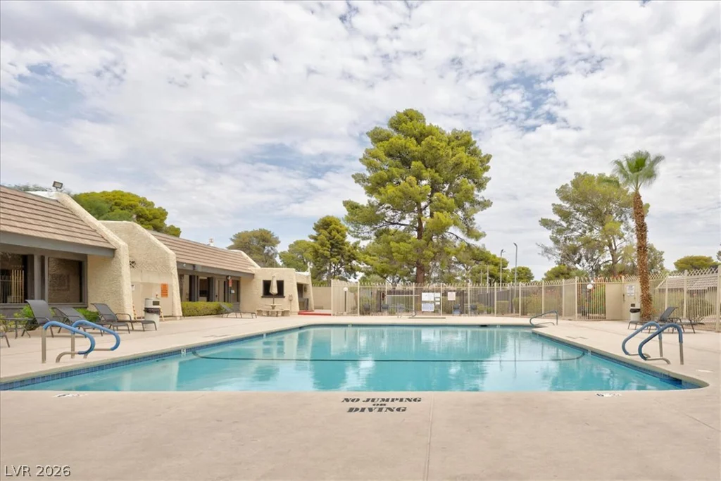 4669 Kelly Barry, Las Vegas, NV 89121