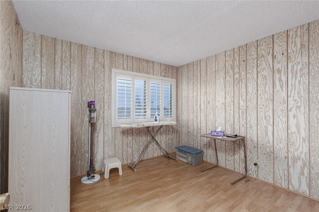 4470 Cranbrook, Las Vegas, NV 89103