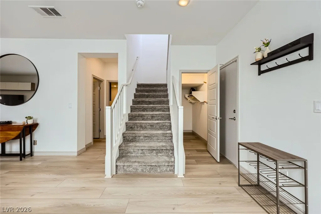 1289 Valencia Cliffs, Henderson, NV 89012
