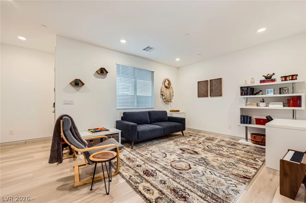 1289 Valencia Cliffs, Henderson, NV 89012