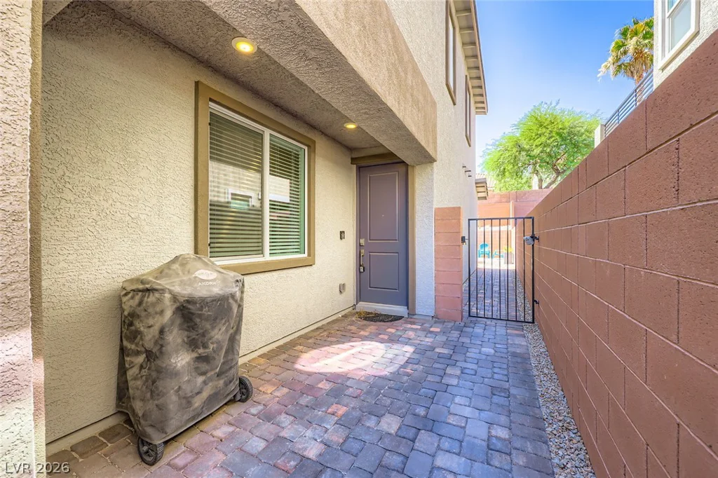 1289 Valencia Cliffs, Henderson, NV 89012