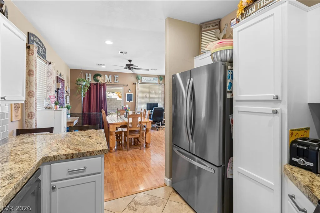 9408 Tall Wood, Las Vegas, NV 89129