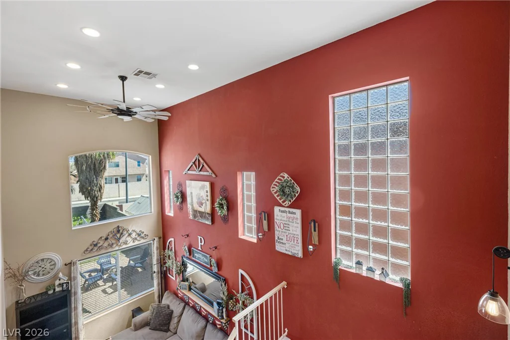 9408 Tall Wood, Las Vegas, NV 89129