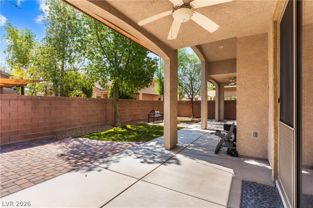 8112 Hamilton Falls, North Las Vegas, NV 89085
