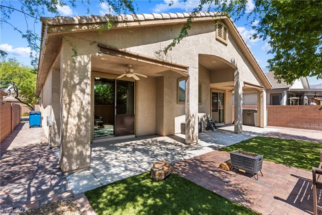8112 Hamilton Falls, North Las Vegas, NV 89085