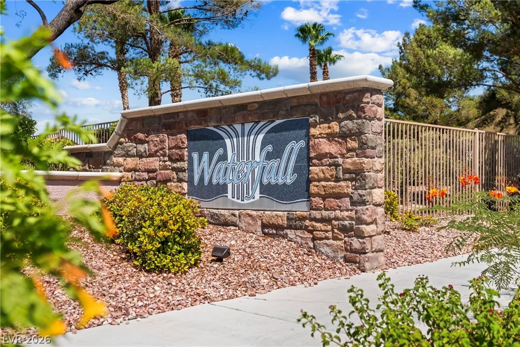 8112 Hamilton Falls, North Las Vegas, NV 89085
