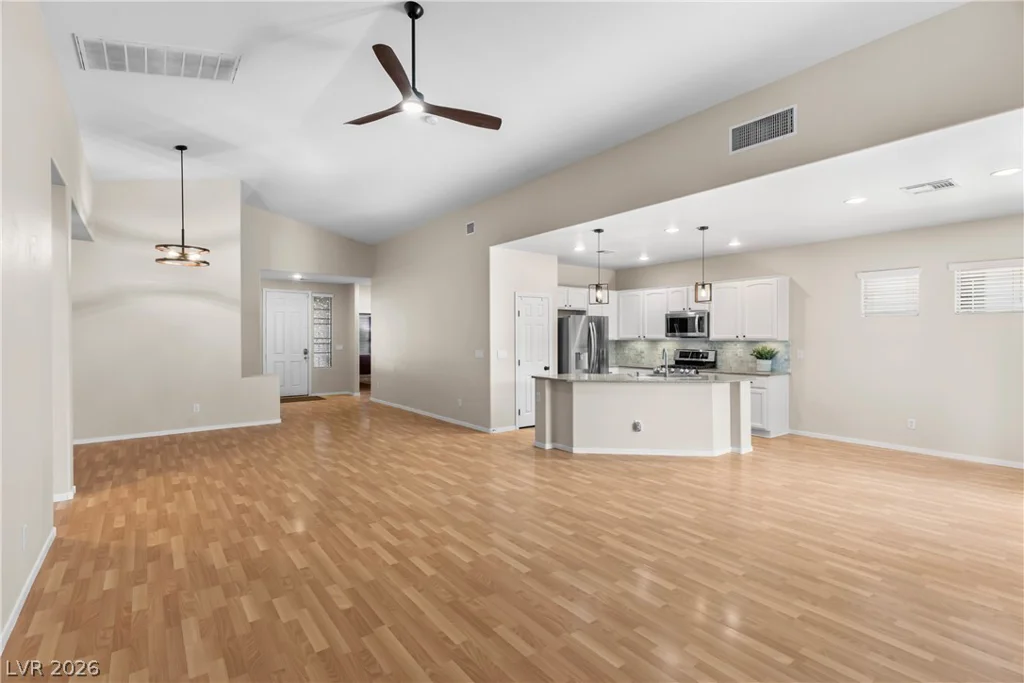 8112 Hamilton Falls, North Las Vegas, NV 89085
