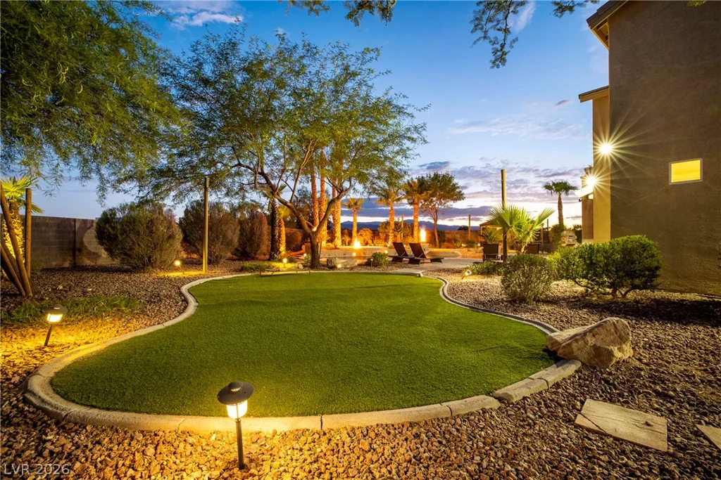 6175 Smarty Jones, Las Vegas, NV 89131