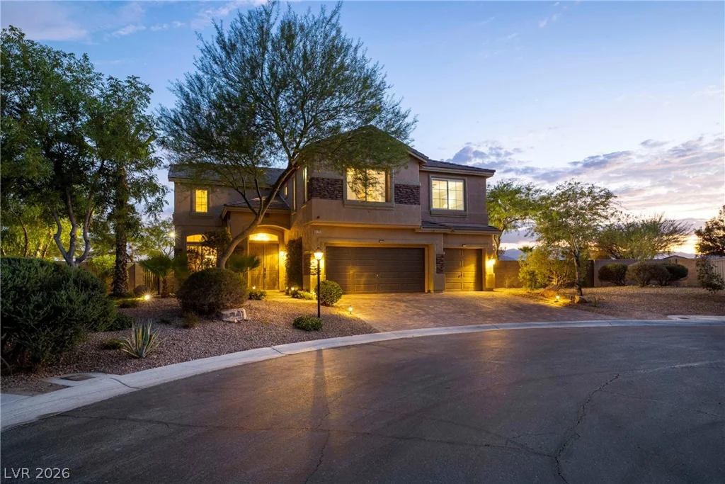 6175 Smarty Jones, Las Vegas, NV 89131