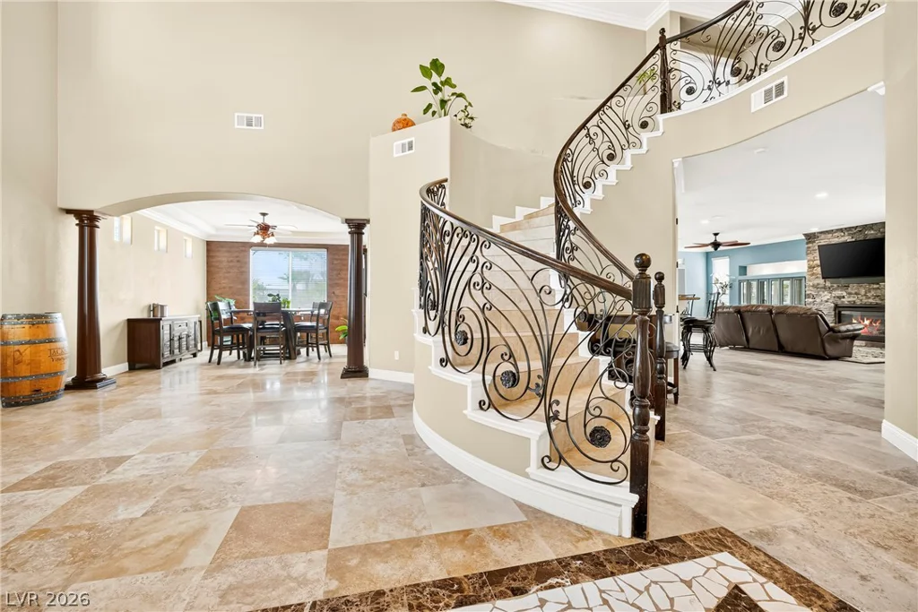 6175 Smarty Jones, Las Vegas, NV 89131