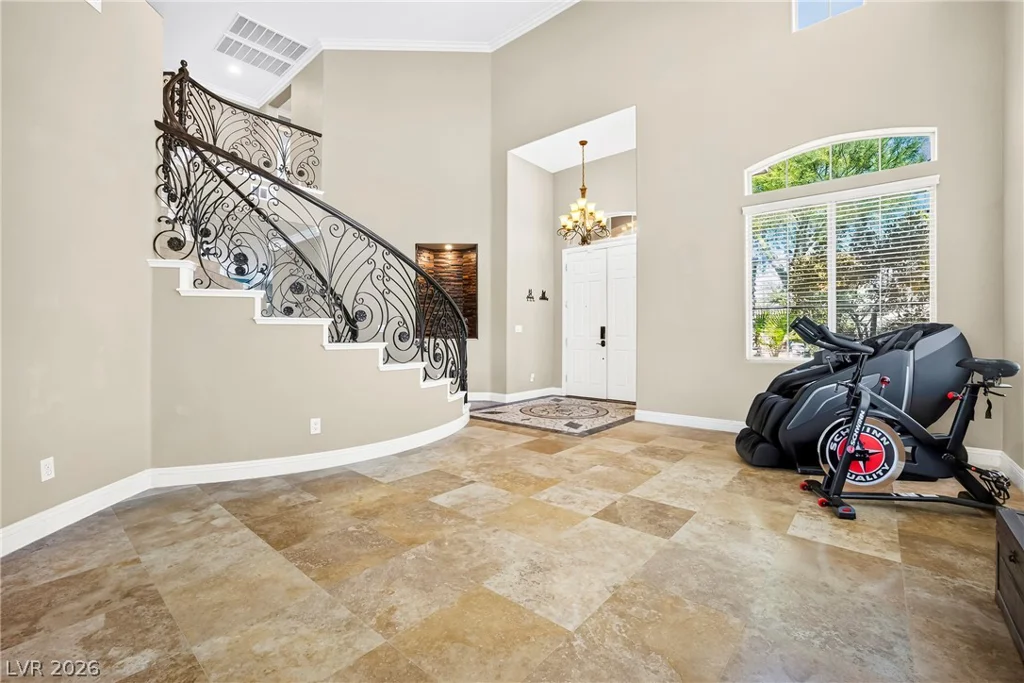 6175 Smarty Jones, Las Vegas, NV 89131