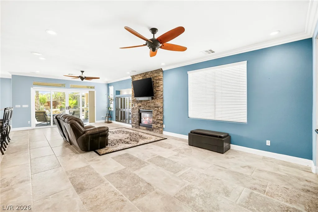 6175 Smarty Jones, Las Vegas, NV 89131