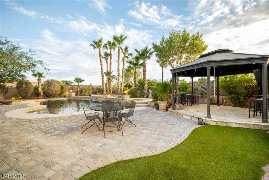 6175 Smarty Jones, Las Vegas, NV 89131