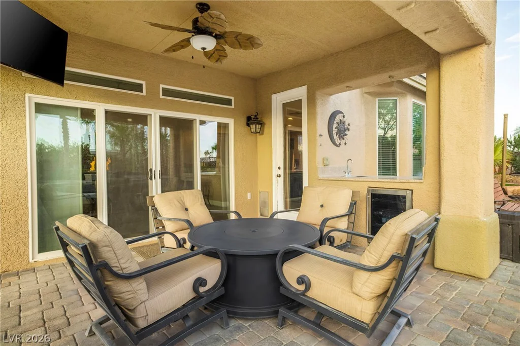 6175 Smarty Jones, Las Vegas, NV 89131
