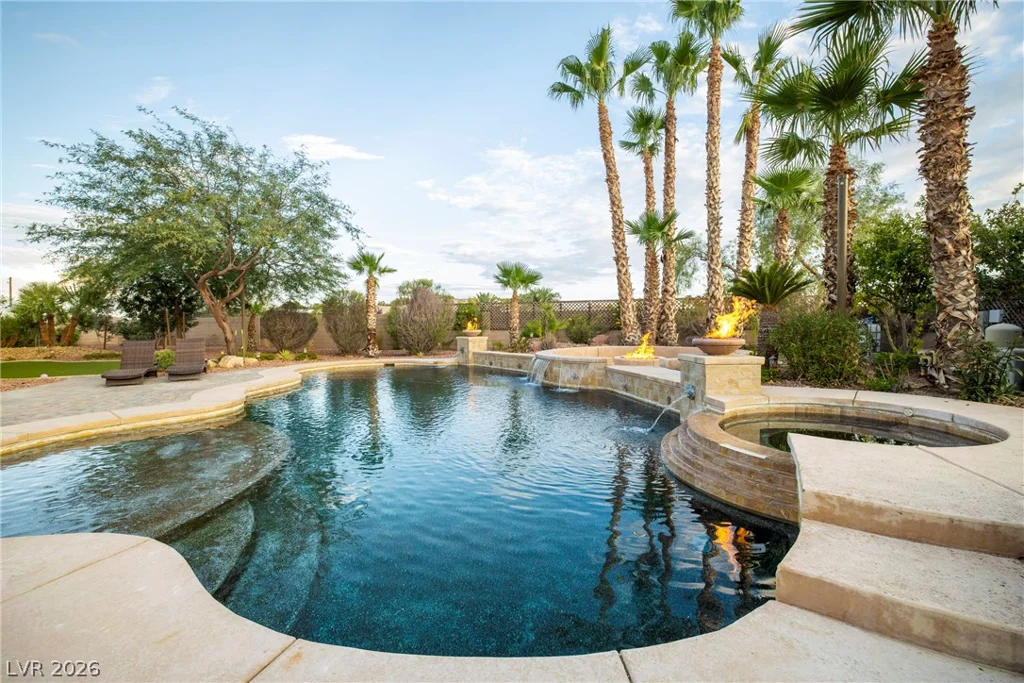 6175 Smarty Jones, Las Vegas, NV 89131
