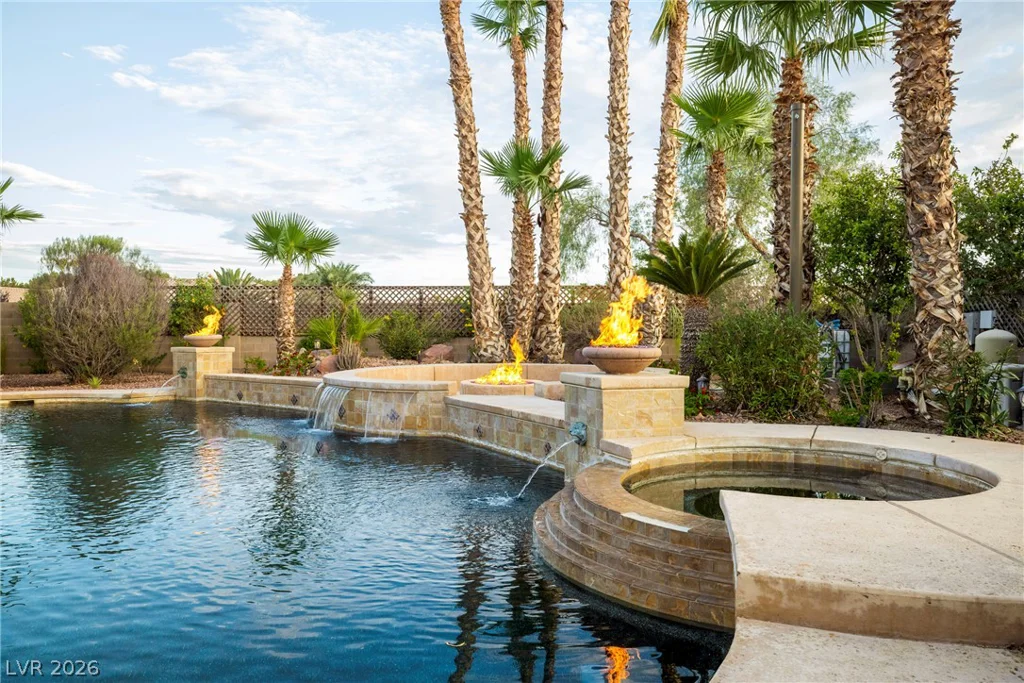 6175 Smarty Jones, Las Vegas, NV 89131