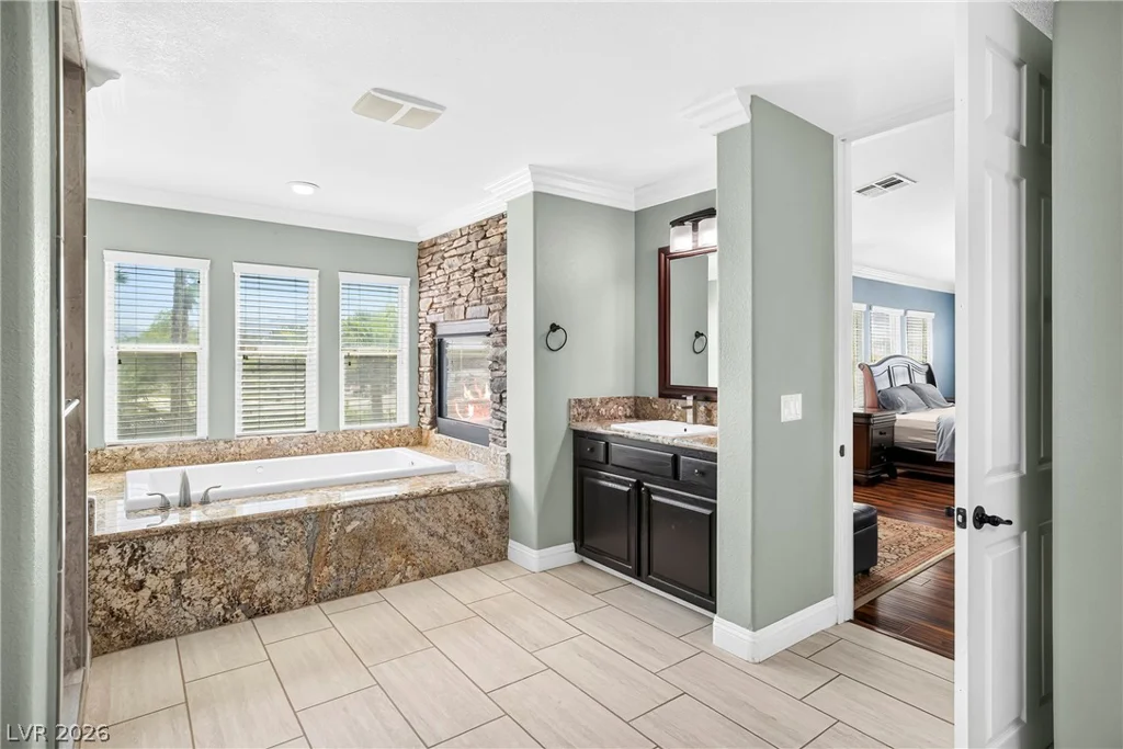 6175 Smarty Jones, Las Vegas, NV 89131
