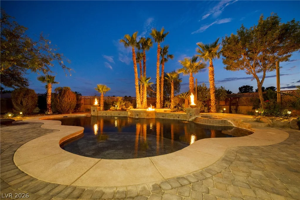 6175 Smarty Jones, Las Vegas, NV 89131