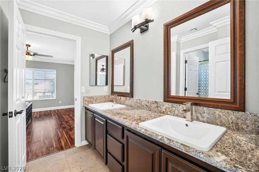 6175 Smarty Jones, Las Vegas, NV 89131