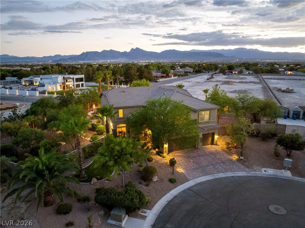 6175 Smarty Jones, Las Vegas, NV 89131