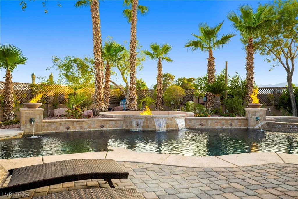 6175 Smarty Jones, Las Vegas, NV 89131