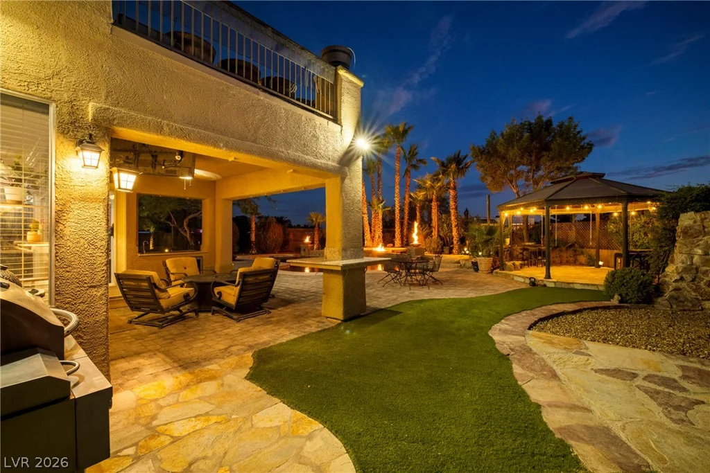 6175 Smarty Jones, Las Vegas, NV 89131