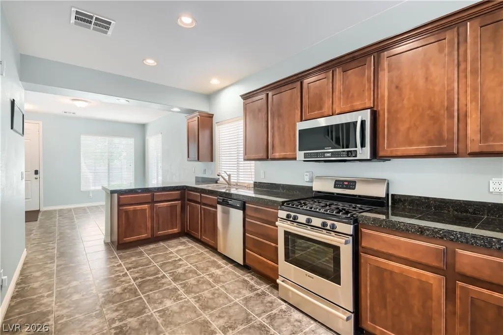 1643 Bamboo Rain, Las Vegas, NV 89183