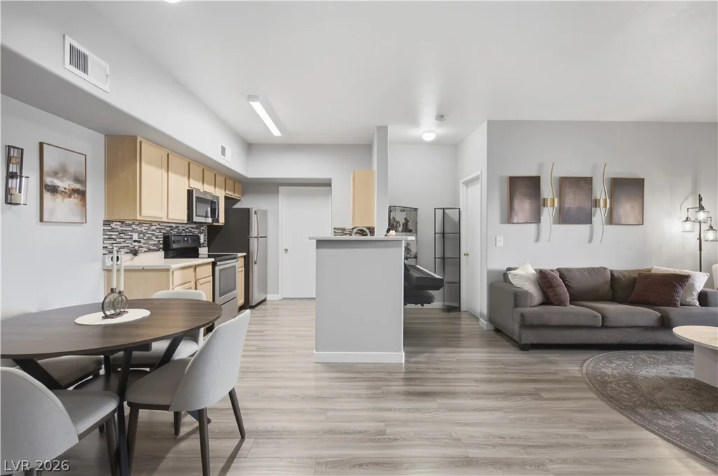 2615 Gary, Las Vegas, NV 89123
