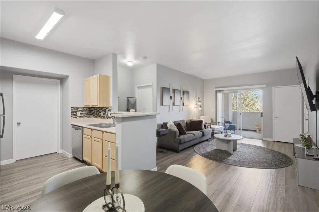 2615 Gary, Las Vegas, NV 89123