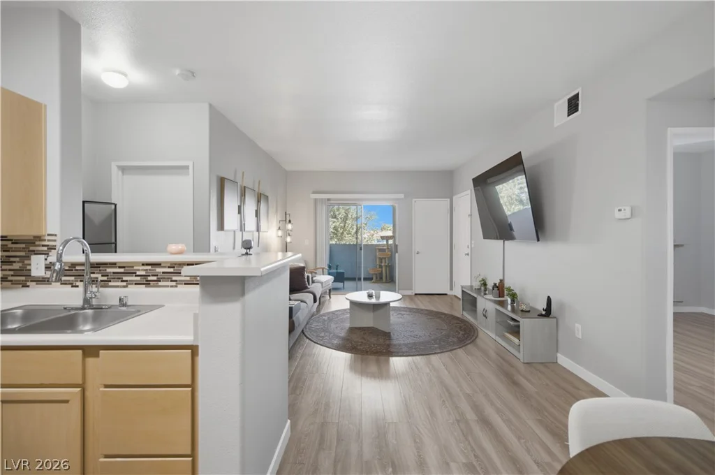 2615 Gary, Las Vegas, NV 89123