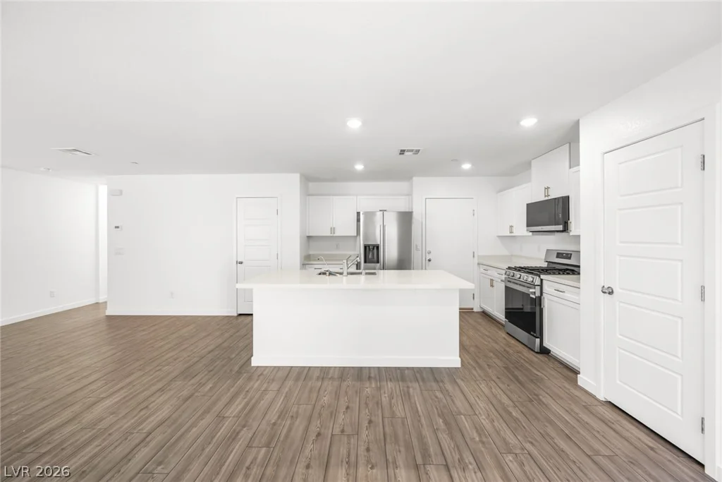 107 Scarhill Track, Henderson, NV 89011