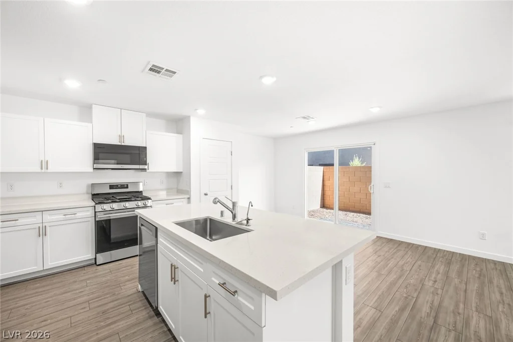107 Scarhill Track, Henderson, NV 89011
