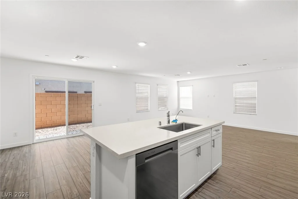 107 Scarhill Track, Henderson, NV 89011