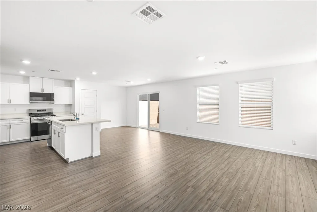107 Scarhill Track, Henderson, NV 89011